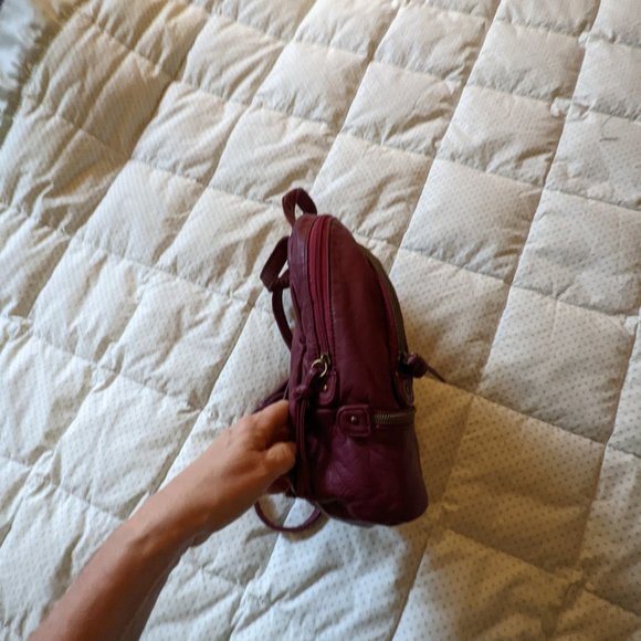 Wallflower Backpack - Picture 13 of 14